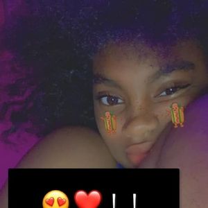 Meet your Posher, Samya